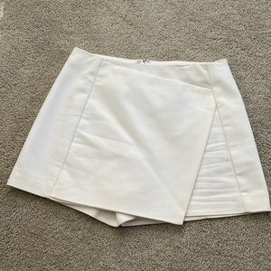 Express White Skort